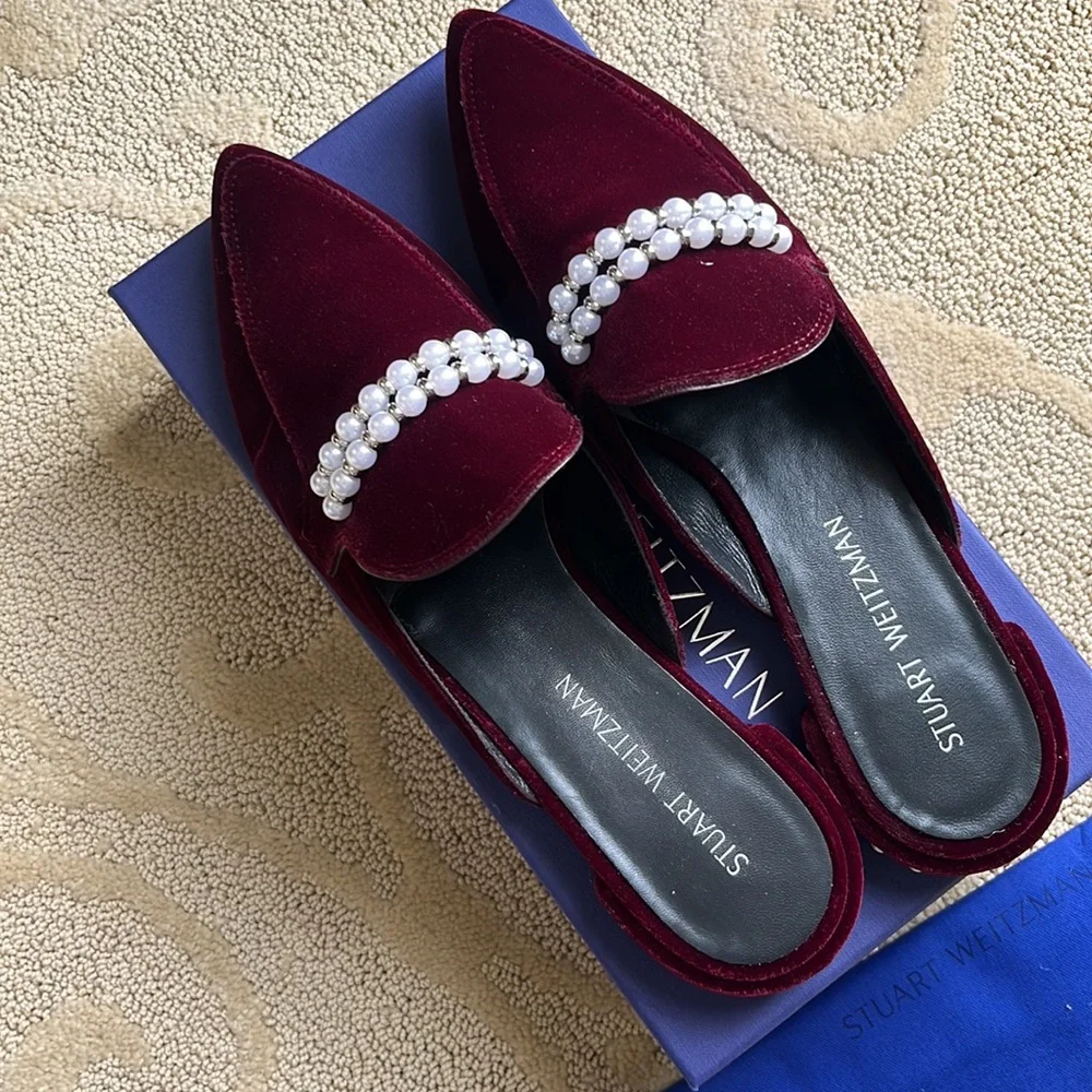 Stuart Weitzman Guamule Flat in Bordeaux Velvet NIB - Picture 2 of 6